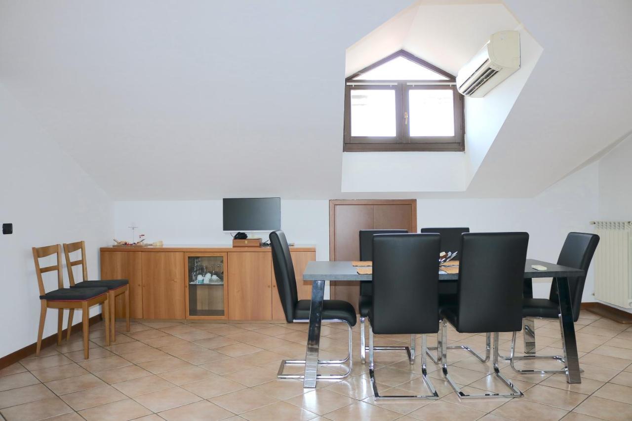 Lovely Apartment Near Canal - Via Foscolo Corsico Luaran gambar